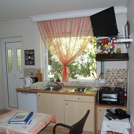 Villa Verde Apart-Hotel Néa Mákri 外观 照片