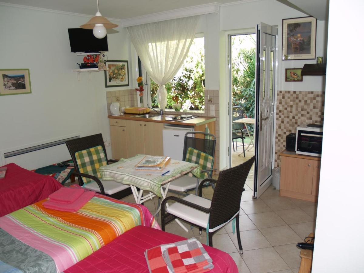Villa Verde Apart-Hotel Néa Mákri 外观 照片
